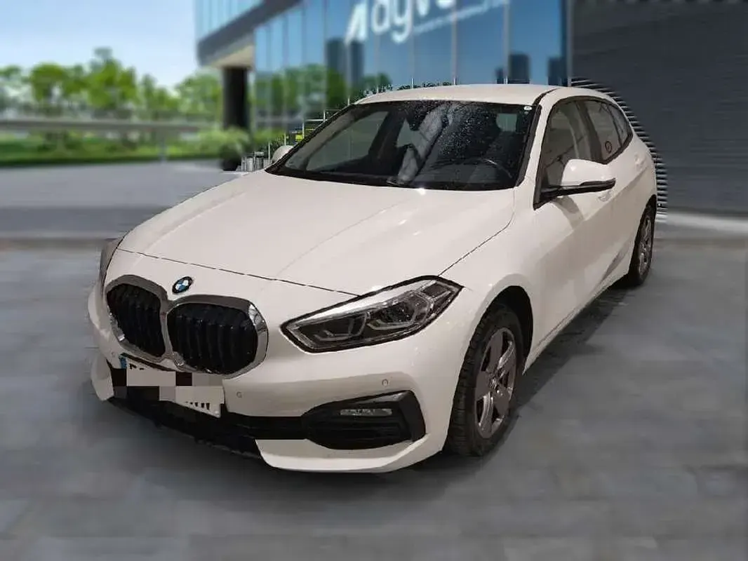 Usado BMW 116 Performance 116 CV (85 kW) 2022 Amarillo Utilitario