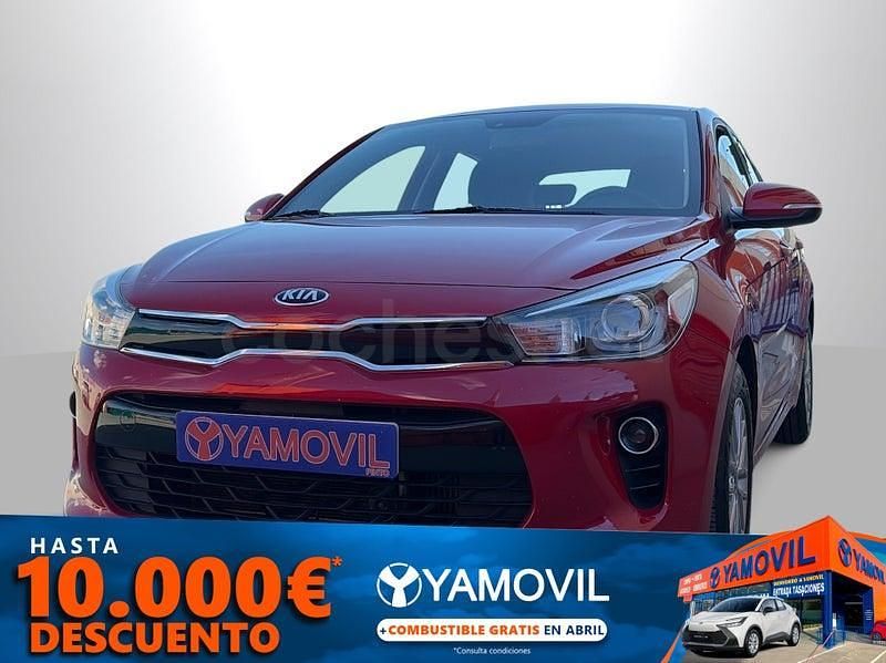 Usado Kia Rio 100 CV (73 kW) 2020 Rojo Berlina