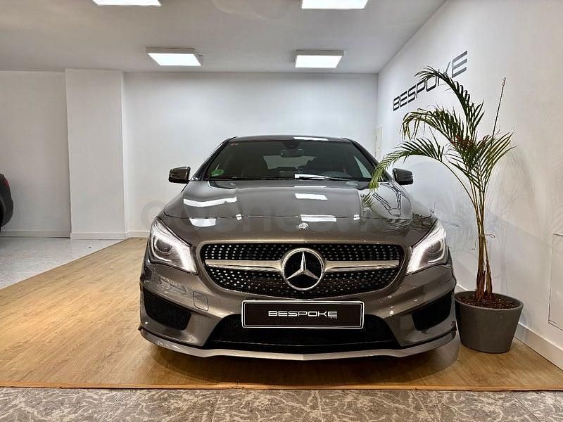 Usado Mercedes CLA200 AMG line 136 CV (100 kW) 2016 Gris / plata Berlina