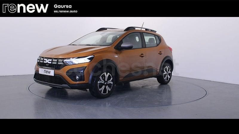 Usado Dacia Sandero Expression 91 CV (66 kW) 2023 Naranja Berlina