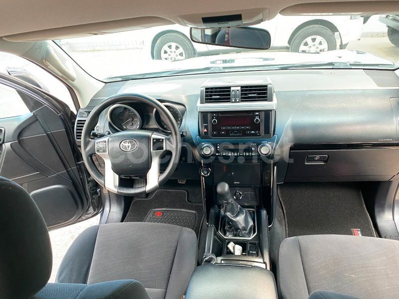 Usado Toyota Land Cruiser 177 CV (130 kW) 2016 Gris / plata SUV