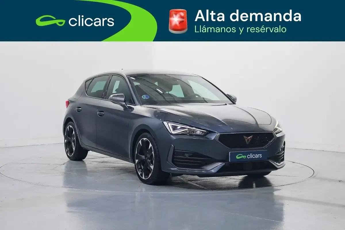 Usado Cupra Leon 150 CV (110 kW) 2023 Gris Berlina