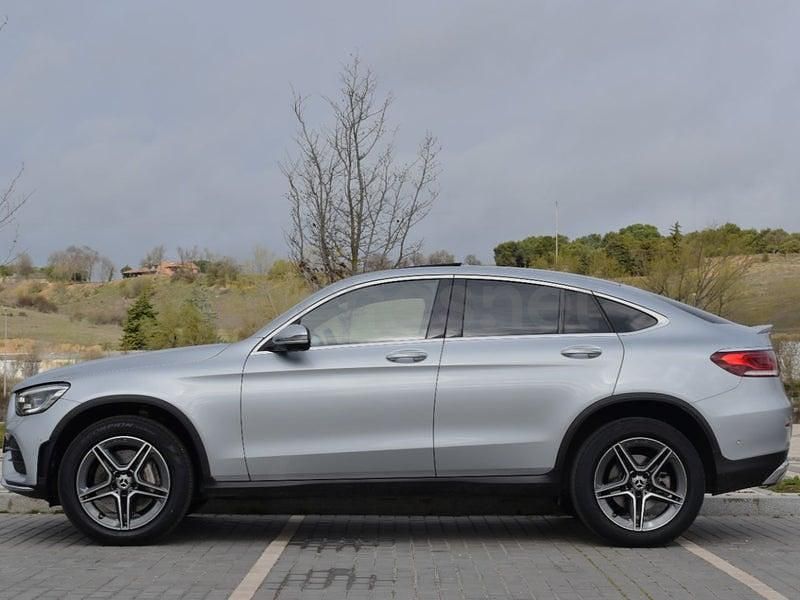 Usado Mercedes GLC300e 306 CV (225 kW) 2021 Gris / plata Coupe