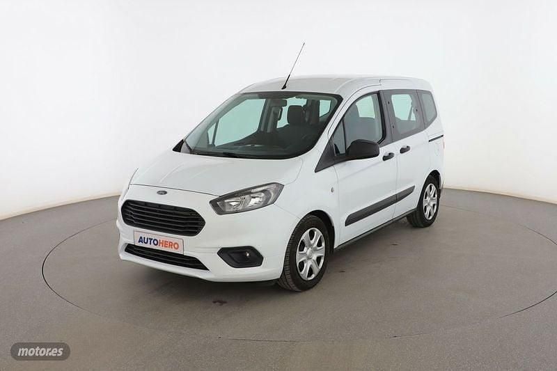 Blanco Usado 2018 Ford Tourneo Courier Ambiente Monovolumen | 10.899 € (Precio justo) - Imagen 1/3