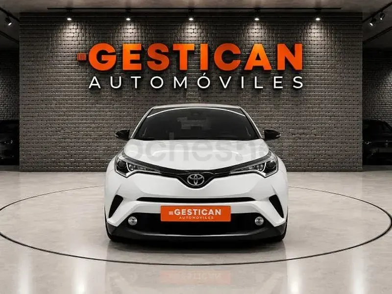 Usado Toyota C-HR Advance 122 CV (89 kW) 2018 Blanco SUV