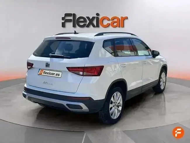 Usado Seat Ateca FR 150 CV (110 kW) 2023 Blanco SUV