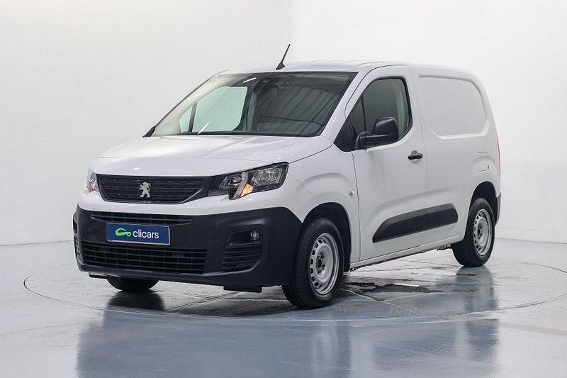 Usado Peugeot Partner Premium 100 CV (73 kW) 2022 Monovolumen