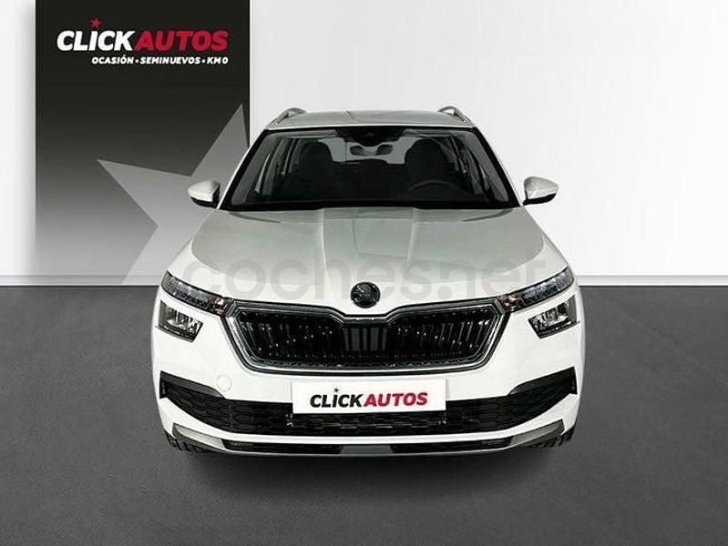 Usado Skoda Kamiq Ambition 110 CV (80 kW) 2023 Blanco SUV