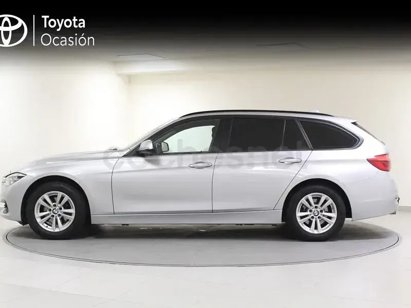 Usado BMW 320 190 CV (139 kW) 2020 Gris / plata Familiar
