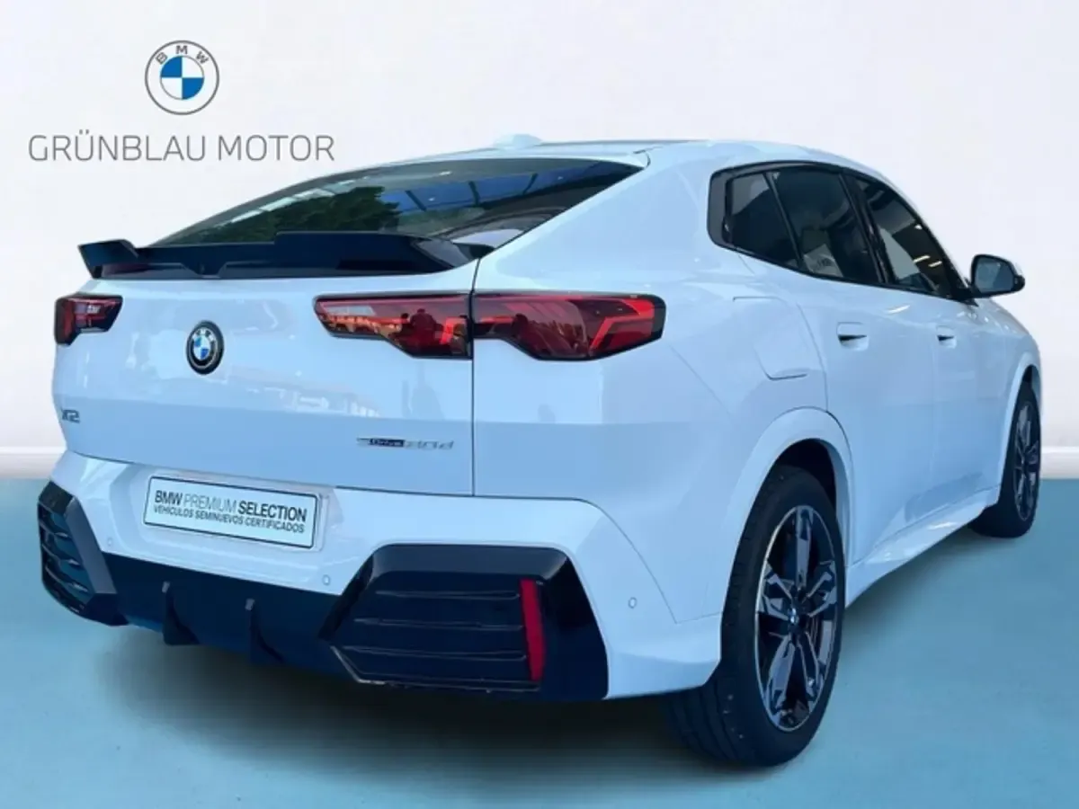 Usado BMW X2 Comfort Edition 163 CV (119 kW) 2025 Blanco SUV