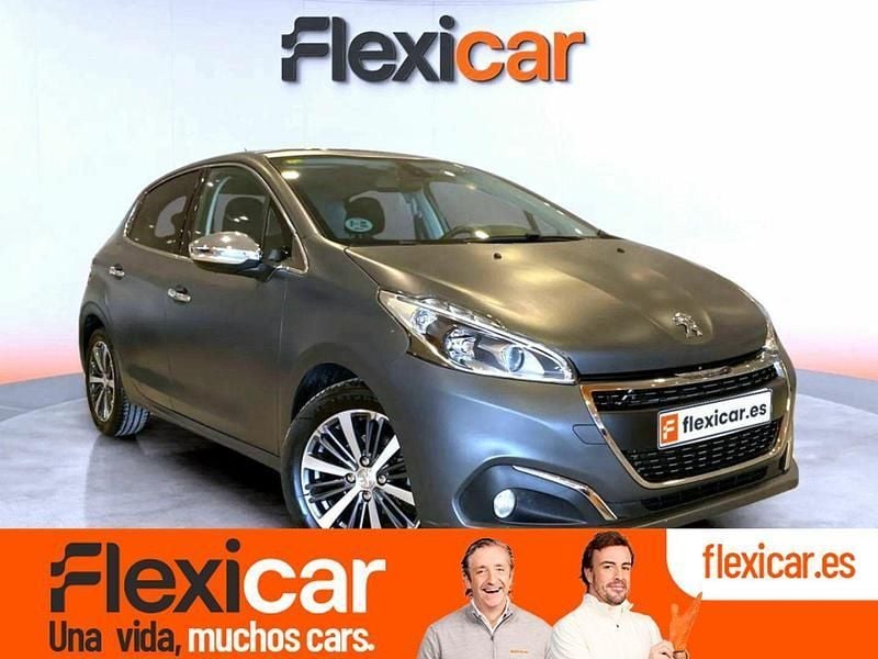 Usado Peugeot 208 Allure 100 CV (73 kW) 2016 Gris Utilitario