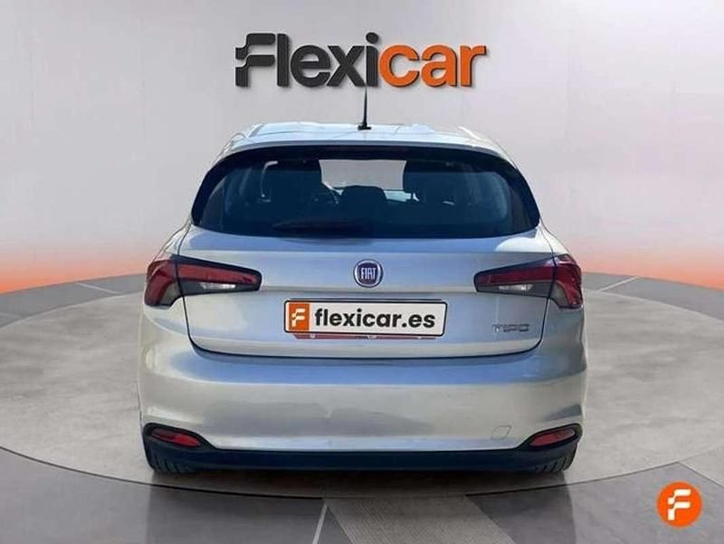 Usado Fiat Tipo S 120 CV (88 kW) 2019 Gris Familiar