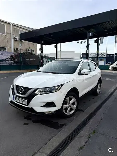 Begagnad Nissan Qashqai Visia 150 HK (110 kW) 2019 Vit SUV