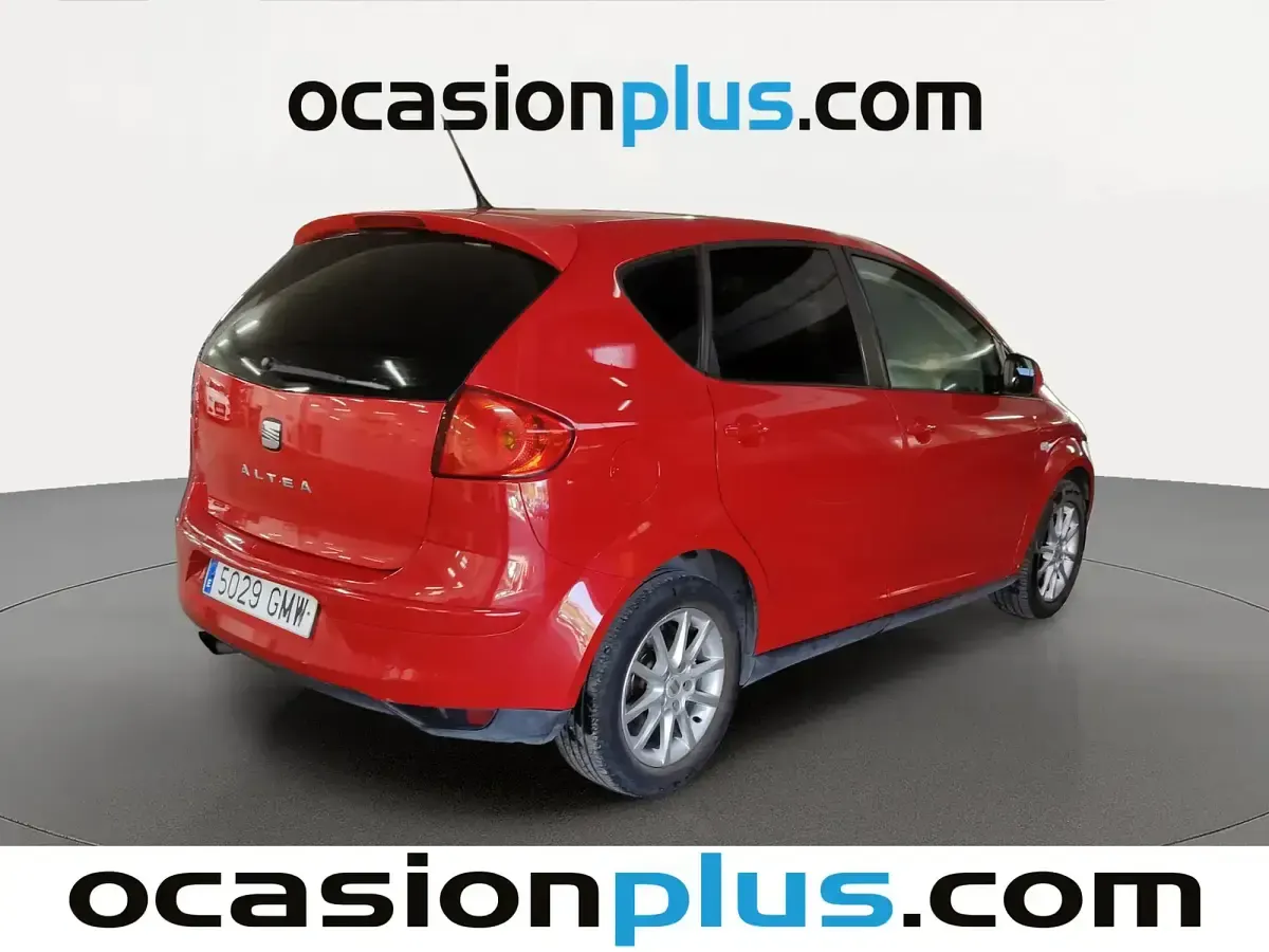Usado Seat Altea Style 125 CV (91 kW) 2009 Rojo Monovolumen