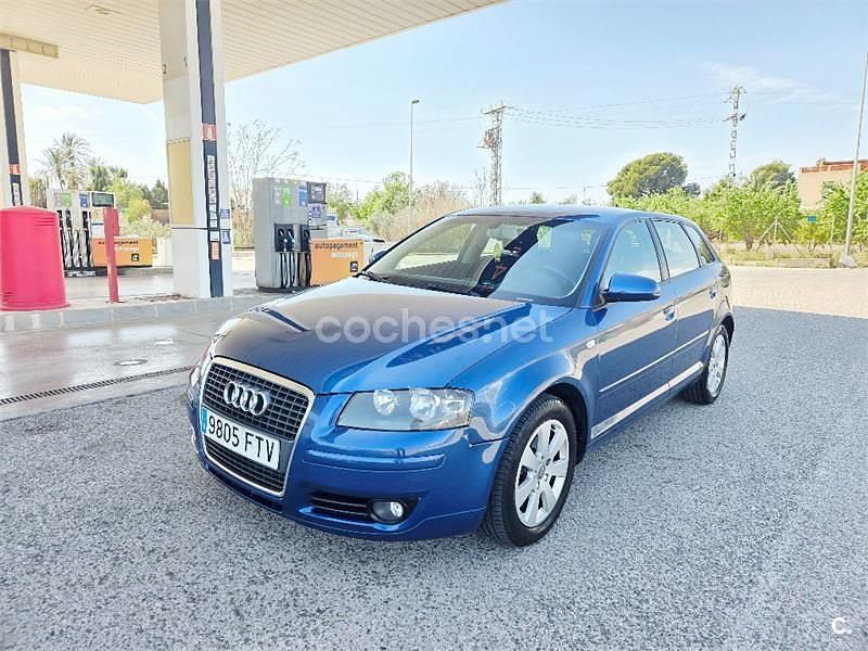 Usado Audi A3 Ambition 140 CV (102 kW) 2007 Azul Utilitario