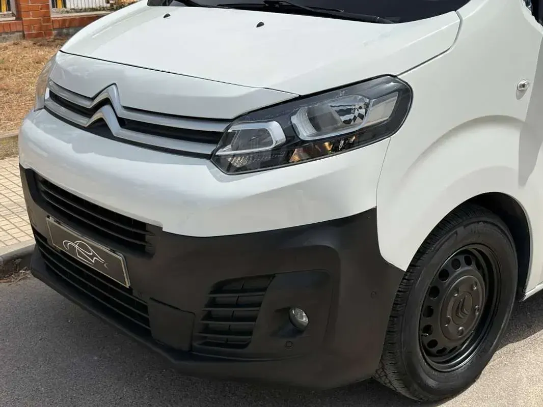 Usado Citroën Jumpy 102 CV (75 kW) 2020 Blanco Monovolumen