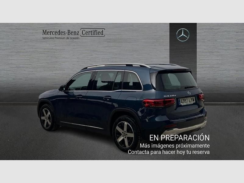 Usado Mercedes GLB220 190 CV (139 kW) 2022 Azul denim SUV