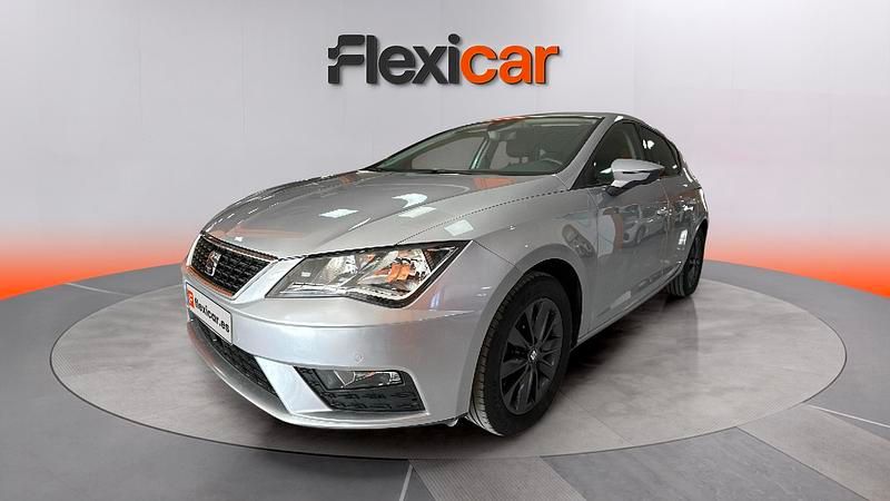 Usado Seat Leon ST Style 130 CV (95 kW) 2020 Gris Familiar