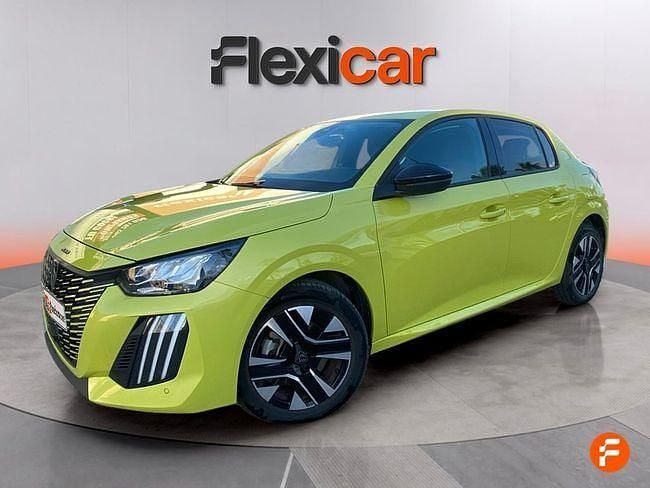 Usado Peugeot 208 Allure 100 CV (73 kW) 2025 Amarillo Utilitario
