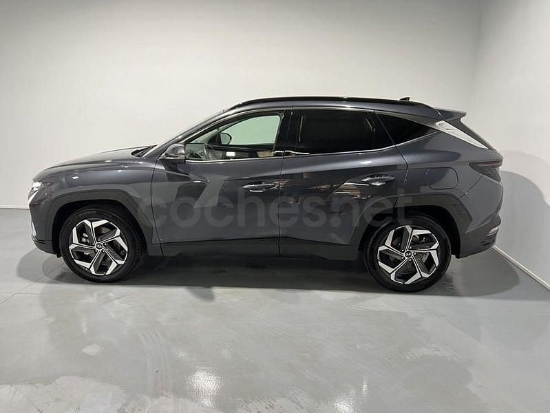 Usado Hyundai Tucson Style 265 CV (194 kW) 2023 Gris / plata SUV