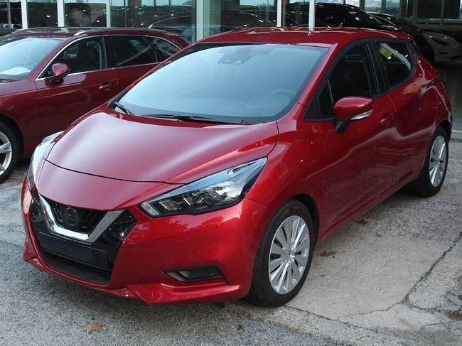 Usado Nissan Micra Tekna 92 CV (67 kW) 2022 Rojo Utilitario