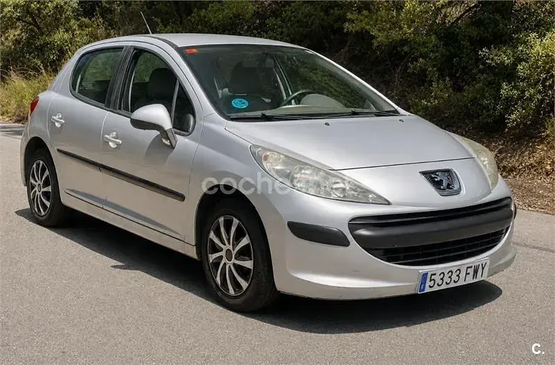 Usado Peugeot 207 75 CV (55 kW) 2007 Gris / plata Berlina