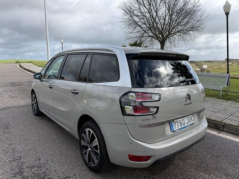 Usado Citroën Grand C4 Picasso Shine 150 CV (110 kW) 2016 Gris / plata Monovolumen