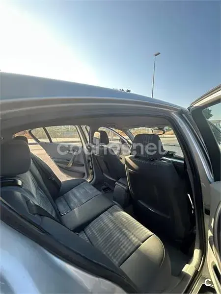 Usado BMW 120 163 CV (119 kW) 2006 Gris / plata Utilitario