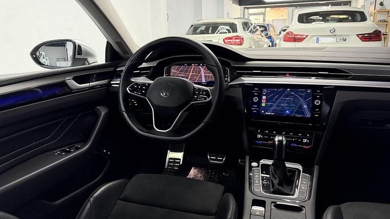 Usado VW Arteon Elegance 218 CV (160 kW) 2022 Blanco Familiar