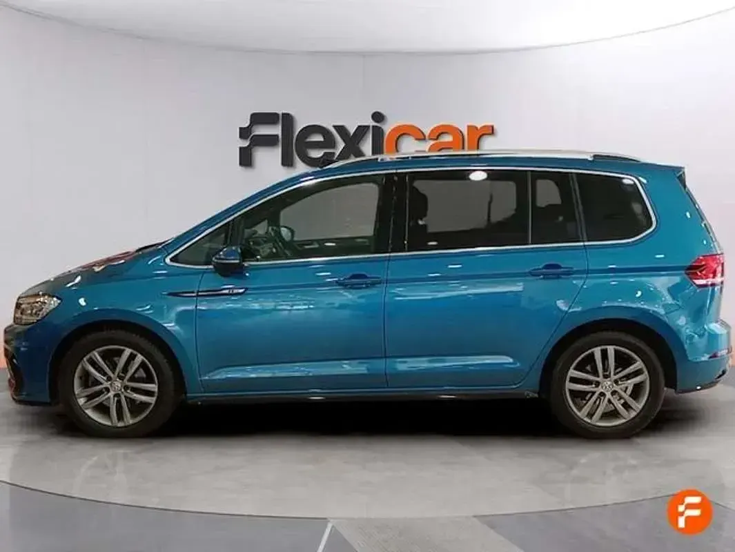 Usado VW Touran Sport 150 CV (110 kW) 2019 Azul Monovolumen