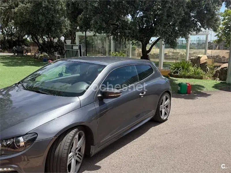 Usado VW Scirocco R 265 CV (194 kW) 2012 Gris / plata Coupe
