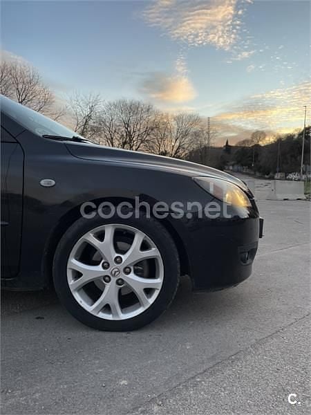 Usado Mazda 3 Active 109 CV (80 kW) 2006 Negro Berlina