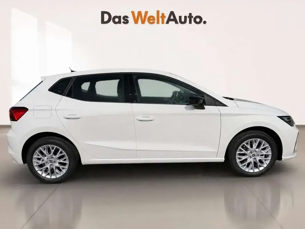 Nuevo Seat Ibiza FR 116 CV (85 kW) 2026 Blanco Utilitario