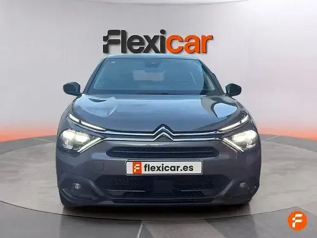 Begagnad Citroën C4 Feel 130 HK (95 kW) 2023 Grå SUV