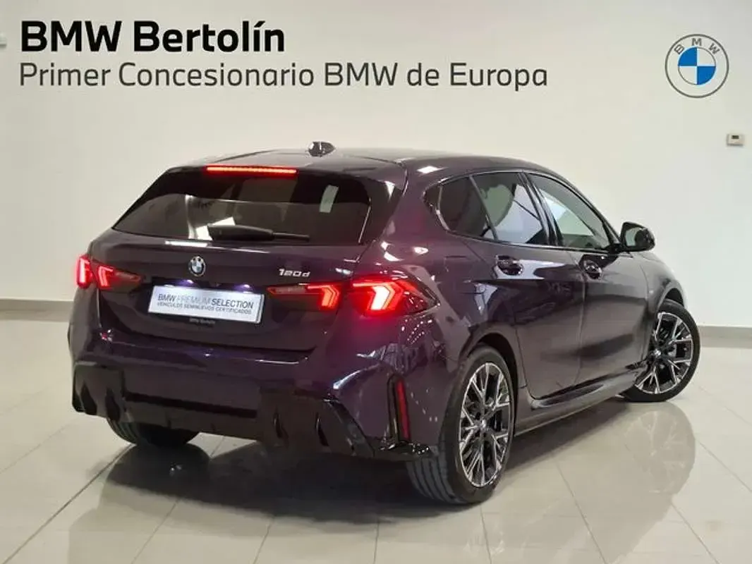 Usado BMW 116 163 CV (119 kW) 2025 Burdeos Utilitario