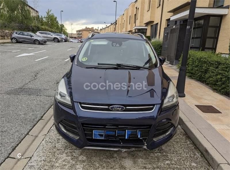 Usado Ford Kuga Titanium 163 CV (119 kW) 2013 Azul SUV