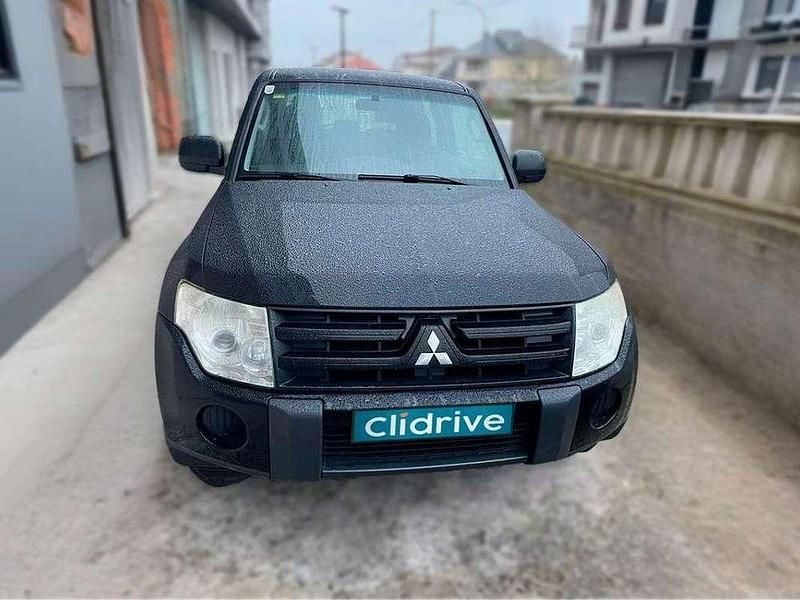 Usado Mitsubishi Montero Motion 200 CV (147 kW) 2010 Negro SUV