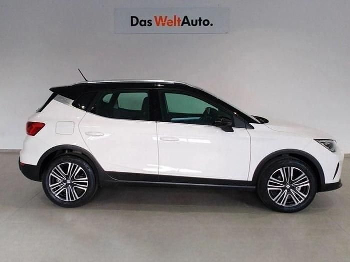 Usado Seat Arona FR 115 CV (84 kW) 2025 Blanco SUV