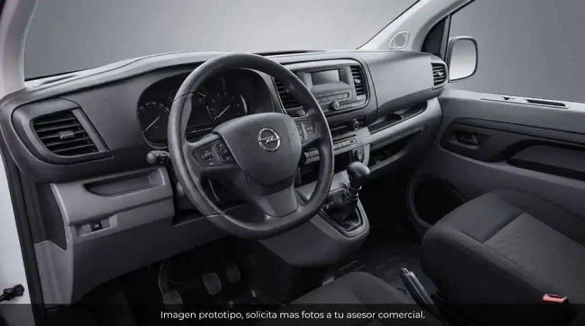 Usado Opel Vivaro 102 CV (75 kW) 2023 Blanco Monovolumen
