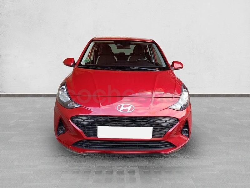 Nuevo Hyundai i10 63 CV (46 kW) 2025 Rojo Utilitario