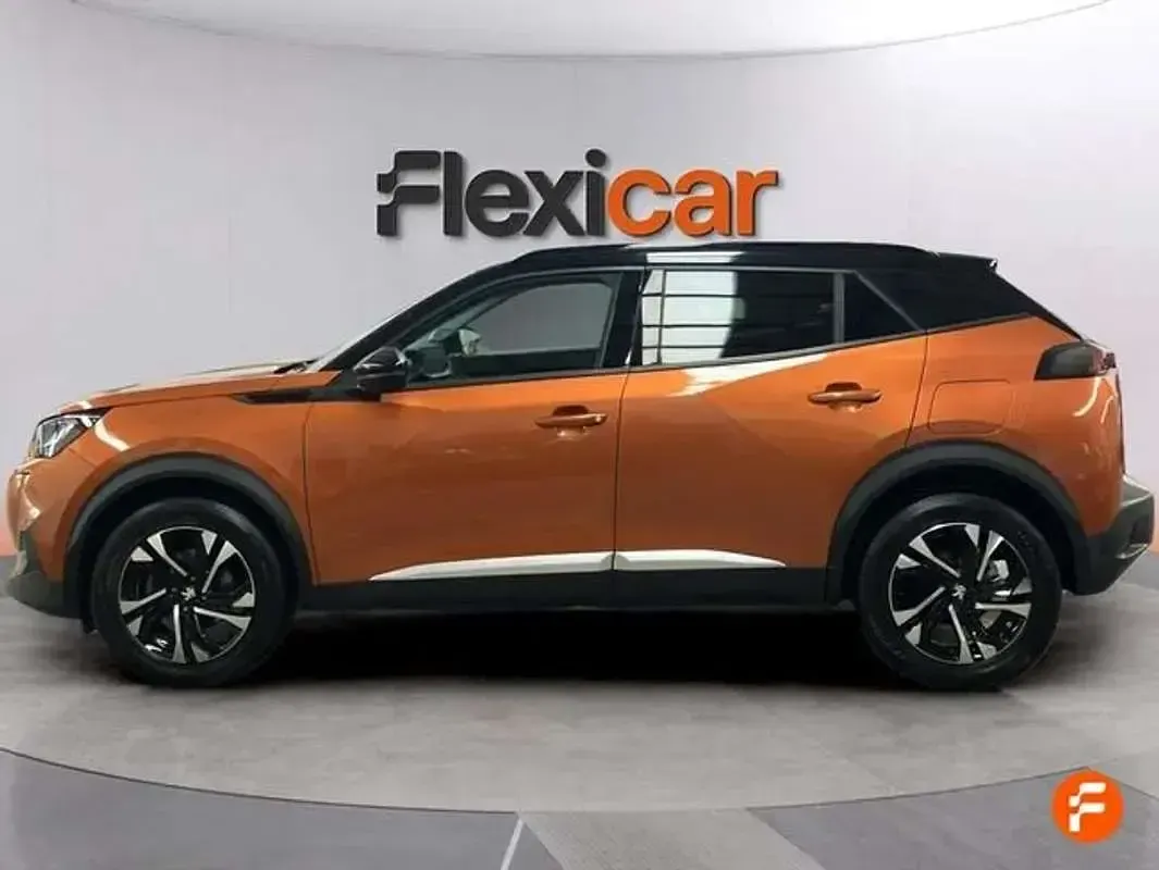 Usado Peugeot 2008 Allure 101 CV (74 kW) 2020 Naranja SUV