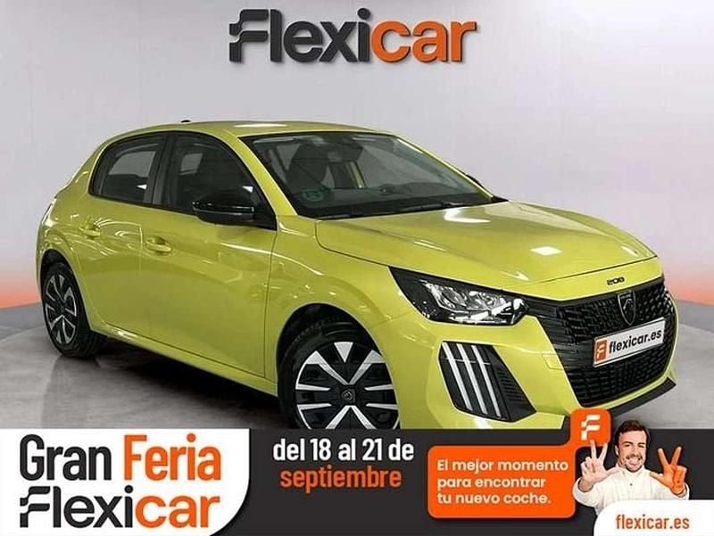 Verde Usado 2024 Peugeot 208 Active Utilitario | 12.990 € (Super precio) - Imagen 1/4