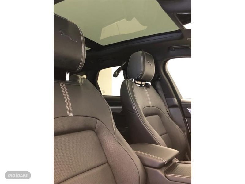 Usado Jaguar F-Pace R-Dynamic 204 CV (150 kW) 2022 Blanco SUV