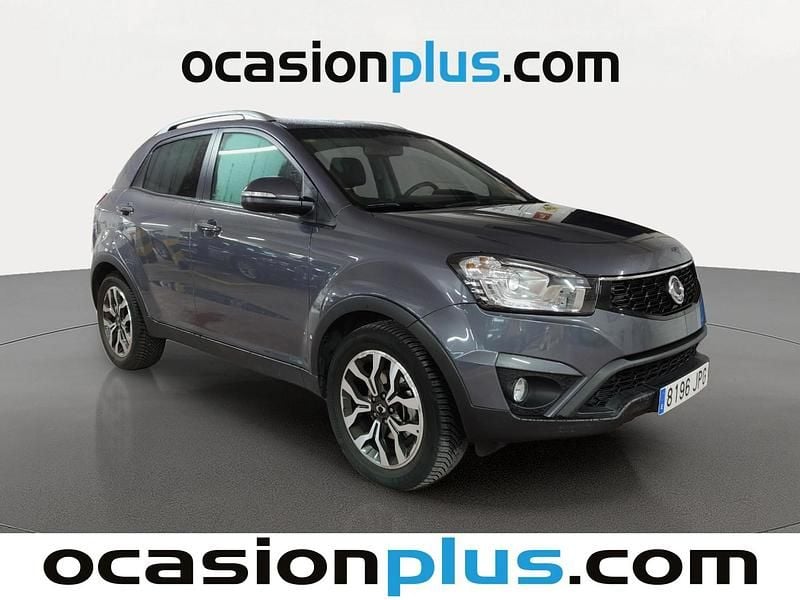 Usado Ssangyong (KGM) Korando Limited 178 CV (130 kW) 2016 Gris SUV