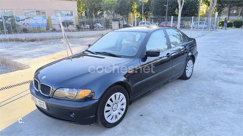 Azul Usado 2002 BMW 318 Berlina | 2450 € (Super precio) - Imagen 1/4