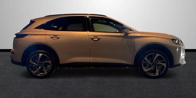 Usado DS Automobiles DS7 Crossback 131 CV (96 kW) 2024 Gris SUV