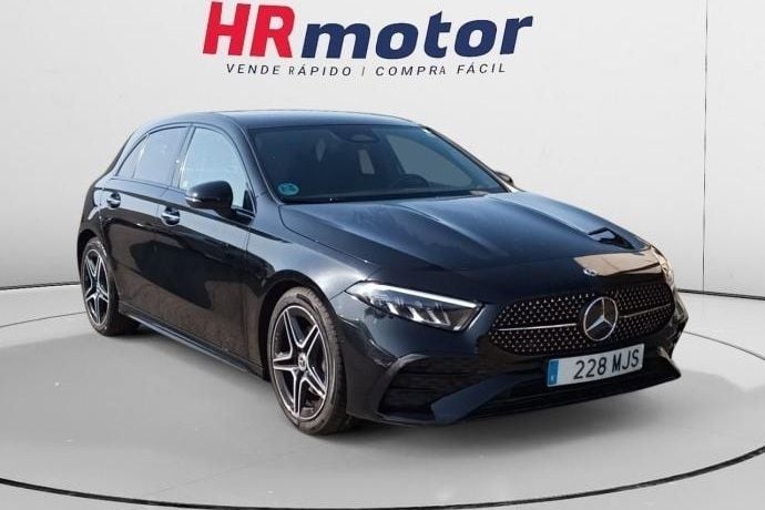 Negro Usado 2023 Mercedes A200 AMG line Utilitario | 28.490 € (Buen precio) - Imagen 1/4