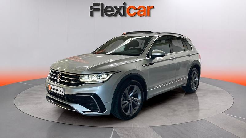 Usado VW Tiguan R-line 150 CV (110 kW) 2021 Gris SUV