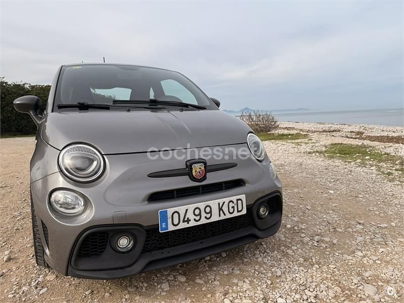Usado Abarth 595 145 CV (106 kW) 2017 Gris / plata Berlina