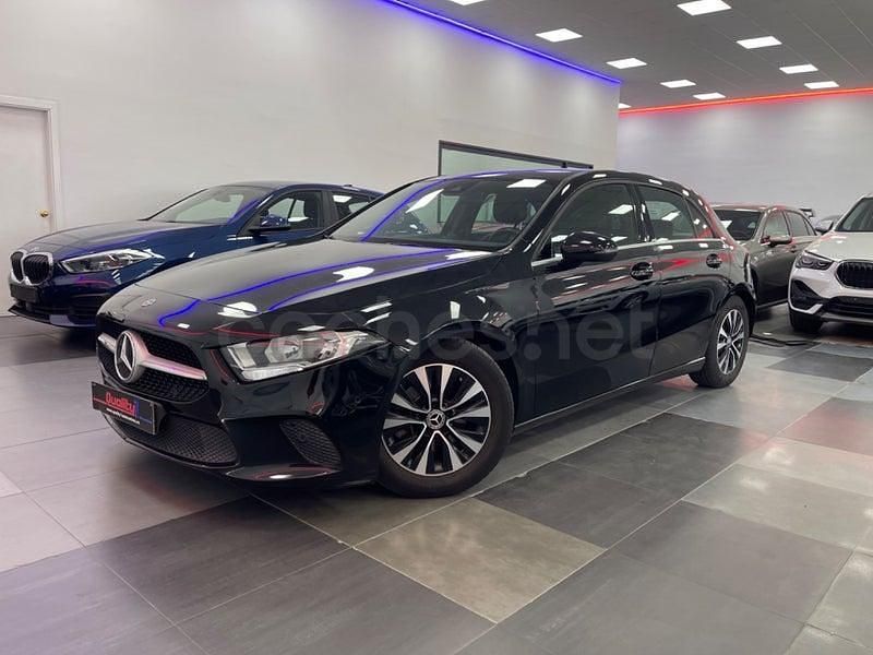 Usado Mercedes A180 136 CV (100 kW) 2020 Negro Berlina